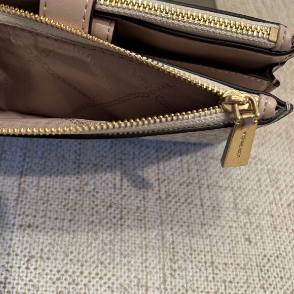 Michael Kors Jet Set Double Zip Wristlet - Picture 6 of 6